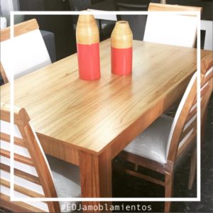 juego de comedor, mesa con 4 sillas. fabricadas en paraiso lustrado natural y mdf laqueado en blanco